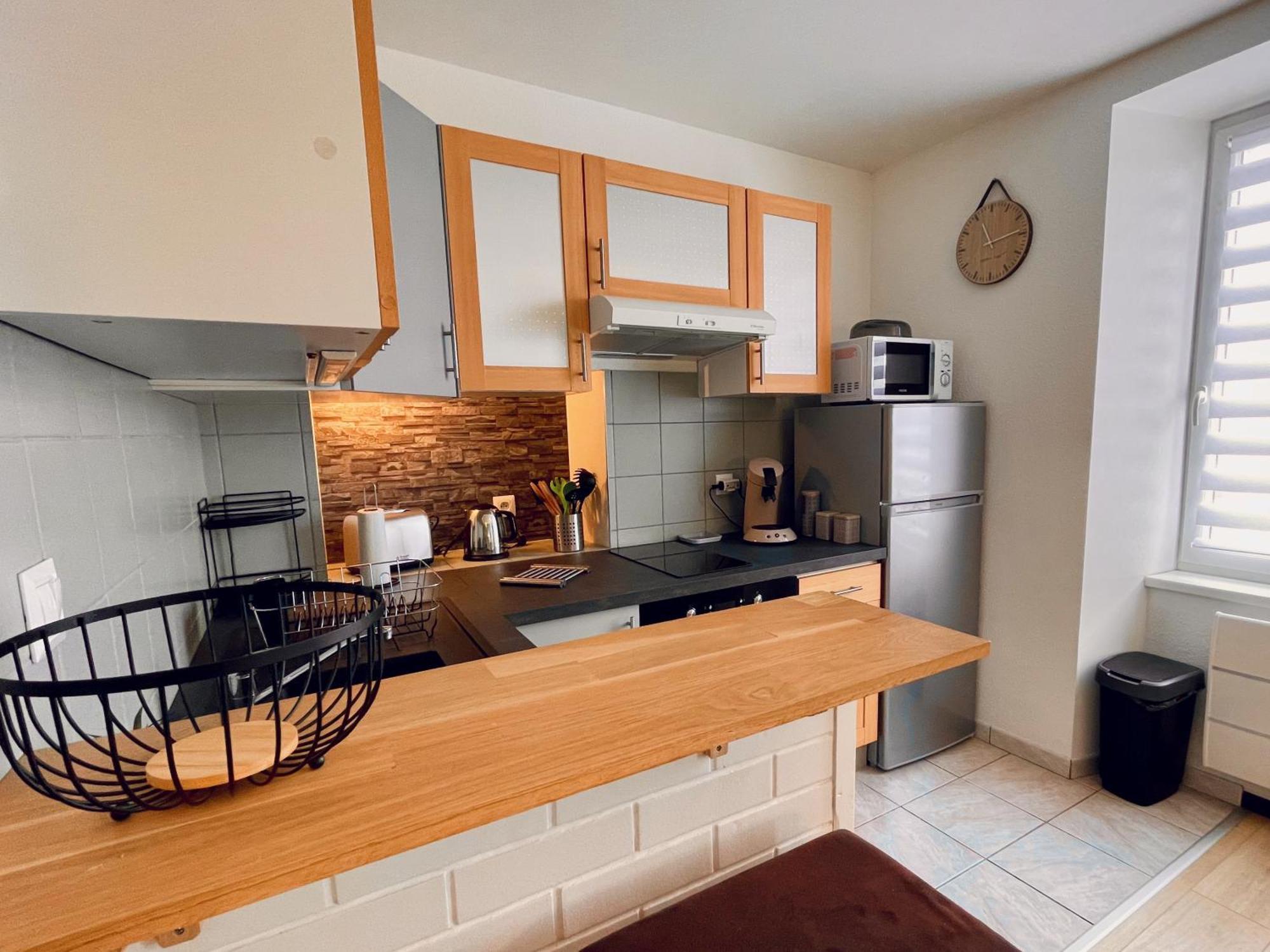 Joli Appartement Avec Parking Montbéliard Exterior foto