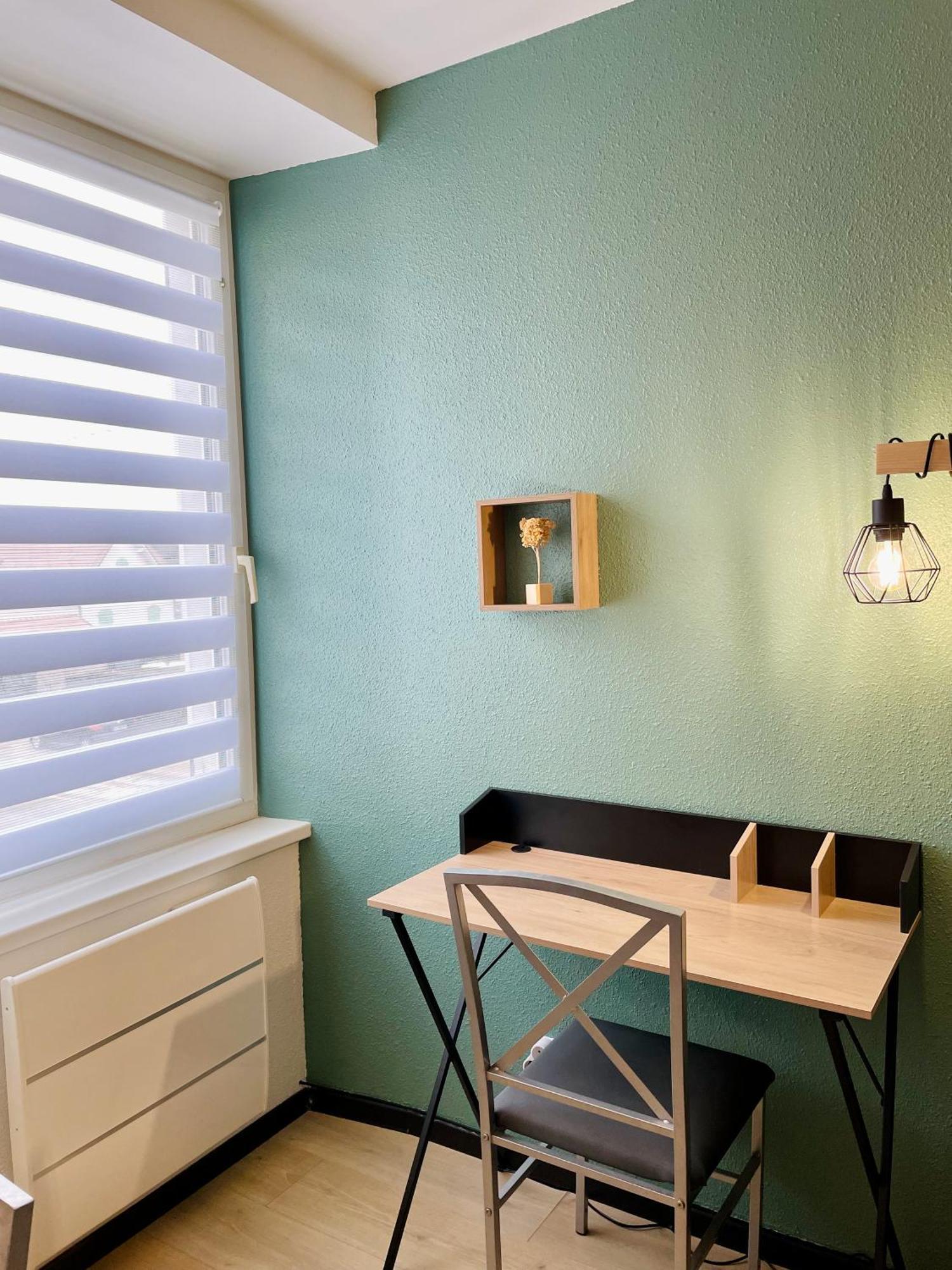 Joli Appartement Avec Parking Montbéliard Exterior foto